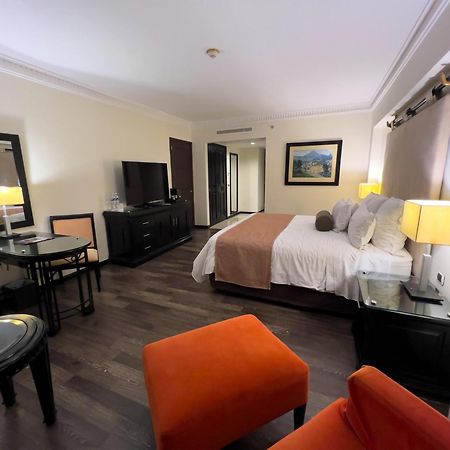 Grand Tikal Futura Hotel Guatemala City Bagian luar foto