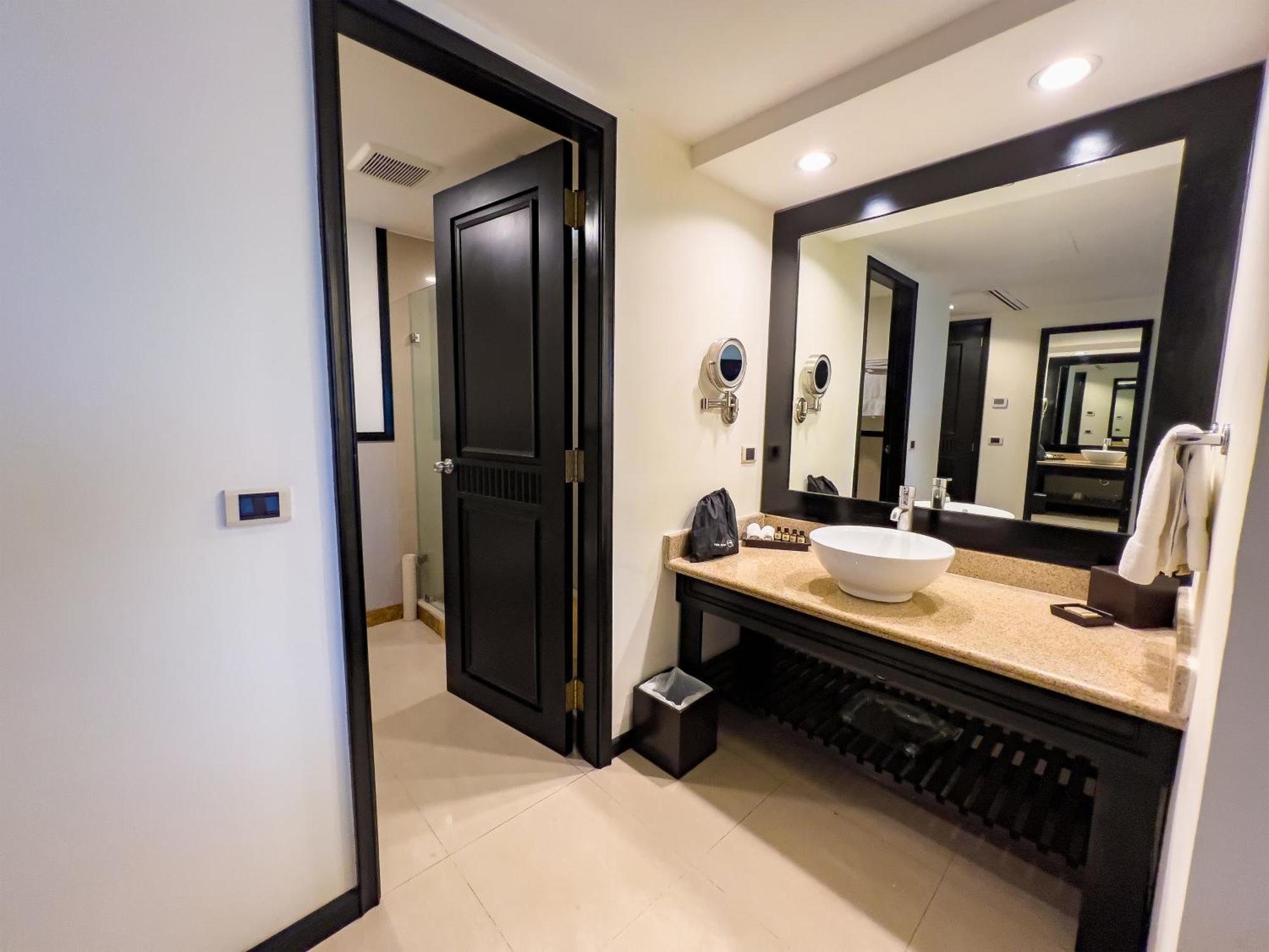 Grand Tikal Futura Hotel Guatemala City Bagian luar foto
