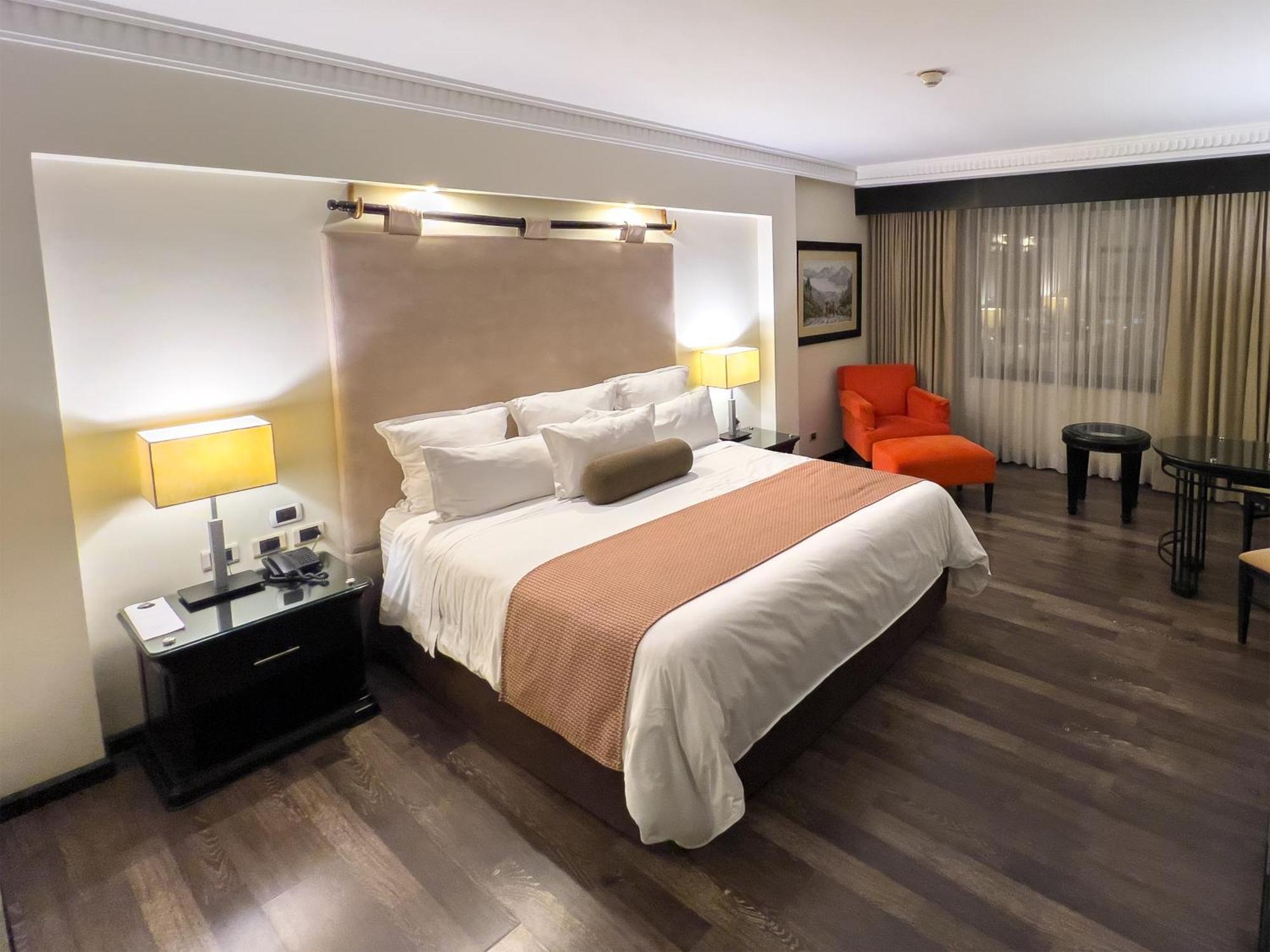 Grand Tikal Futura Hotel Guatemala City Ruang foto