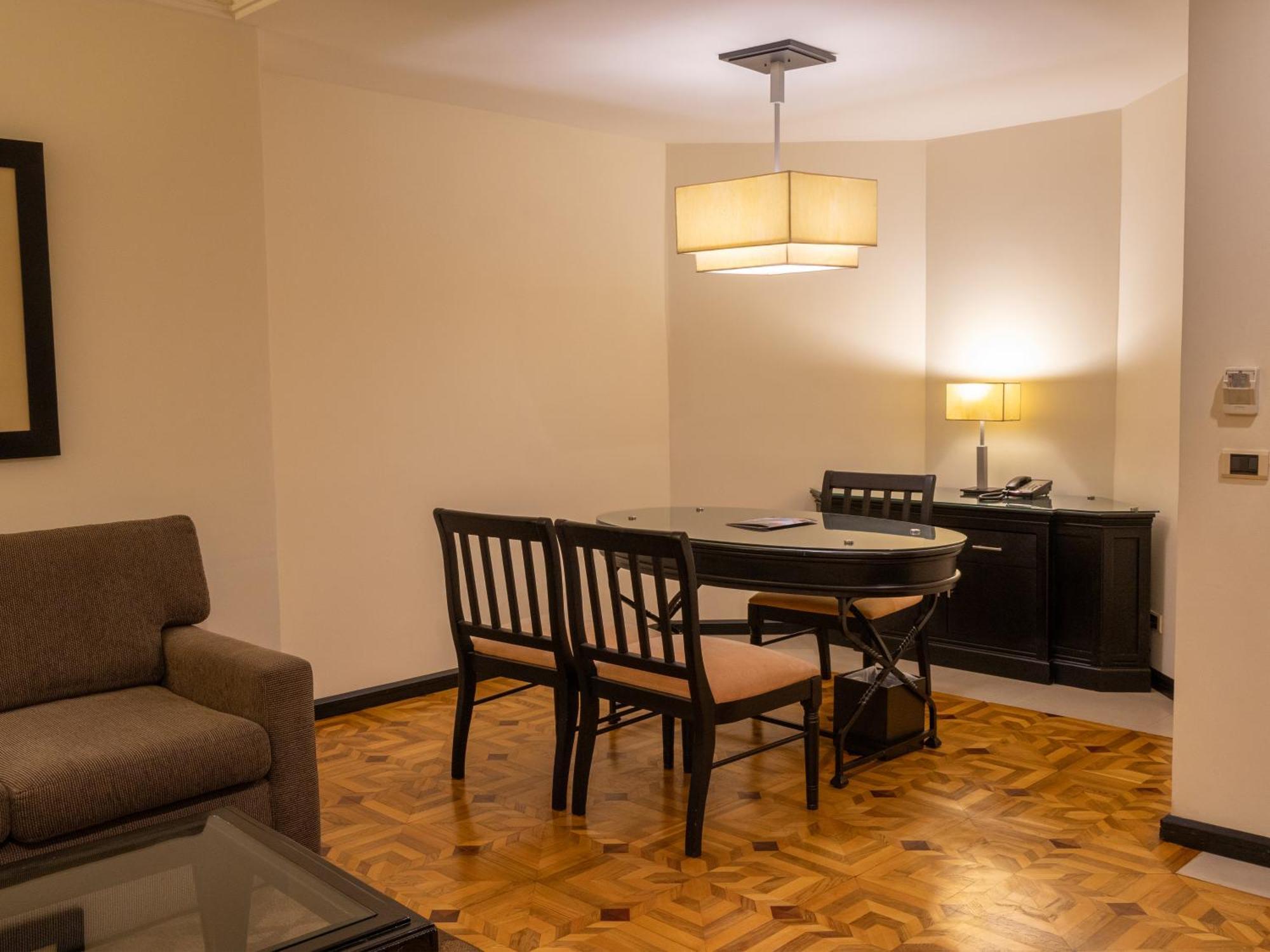 Grand Tikal Futura Hotel Guatemala City Ruang foto